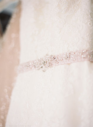 годовщина свадьбы на крыше, свадебное платье