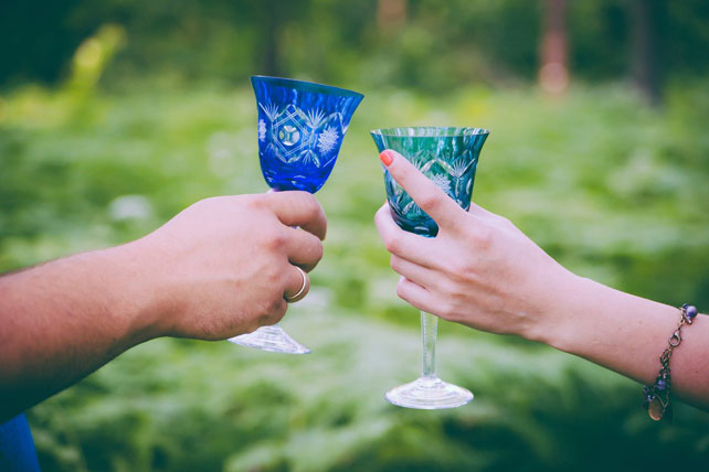 годовщина свадьбы в сказочном лесу, бокалы