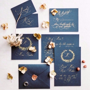 35 идей для каллиграфии золотом