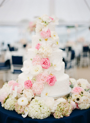 5 причин, почему на вашей свадьбе должна быть гортензия 