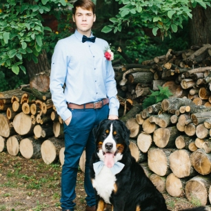 «Фотоидеи»: 30 стильных образов женихов