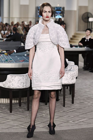 Королевская роскошь Haute Couture: свадебные платья осень-зима 2015 