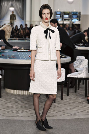 Королевская роскошь Haute Couture: свадебные платья осень-зима 2015 