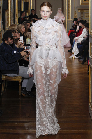 Haute Couture весна-лето 2017: 40 платьев для невест 