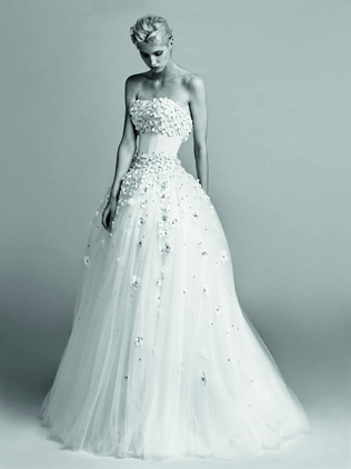 High Fashion: 3 главные коллекции для свадебного сезона 2017 