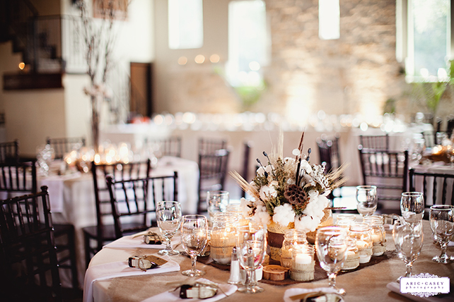 Белый и пушистый хлопок, сервировка стола