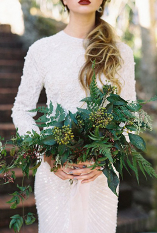 Изумрудная сказка: 50 свадебных фотоидей, букет невесты