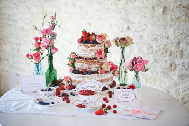 Ягодное настроение для свадьбы, сладкий стол