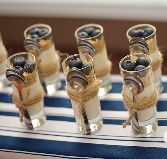 Ягодное настроение для свадьбы, пудинги для гостей