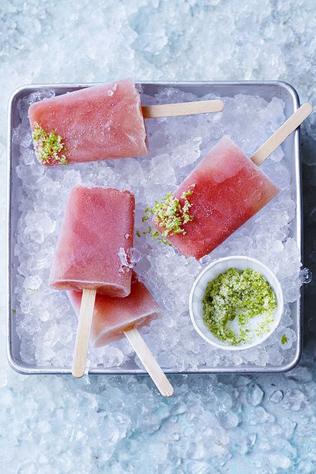 Сладкий лед: 40 идей десертов для жаркой летней свадьбы 