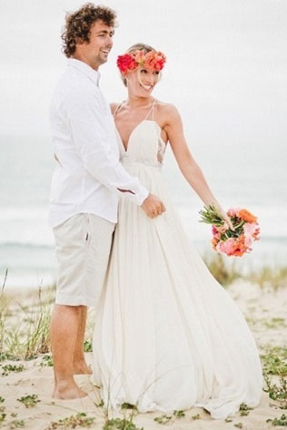 Наперекор традициям: женихи выбирают шорты 