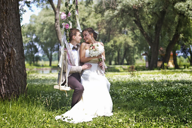 качели на свадьбе