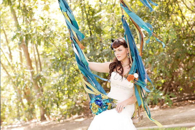 качели на свадьбе