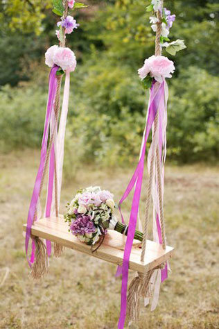 качели на свадьбе