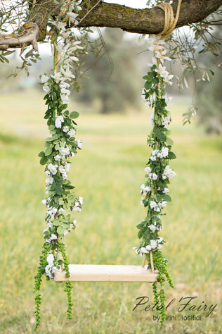 качели на свадьбе