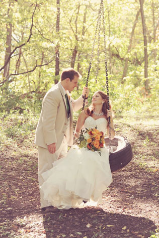 качели на свадьбе