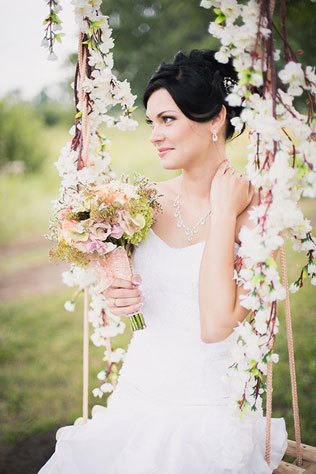 качели на свадьбе