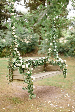 качели на свадьбе