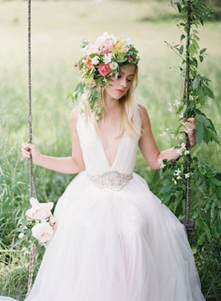 качели на свадьбе