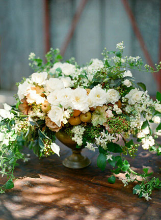 Советуют профессионалы: как сохранить свадебный букет в жаркую погоду 