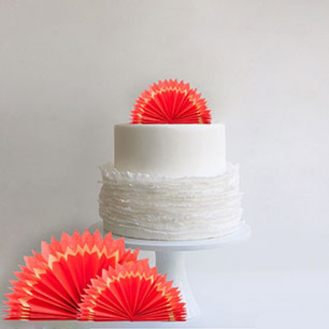 Украшение торта из бумаги (34 фото)