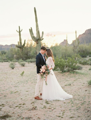 Очарование пустыни: кактусы на летней свадьбе 