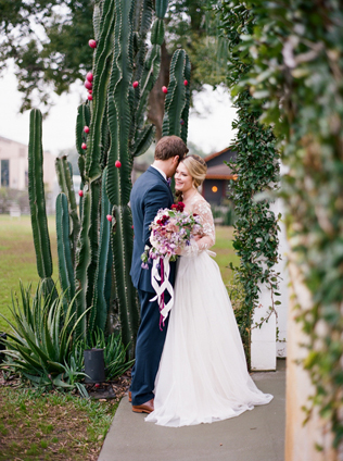 Очарование пустыни: кактусы на летней свадьбе 