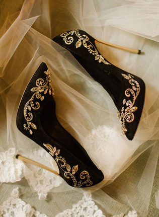 Какую обувь выбирают осенние невесты 