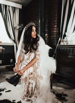 Какую обувь выбирают осенние невесты 