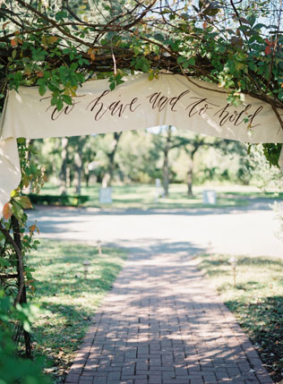 Каллиграфия на свадьбе, свадебные надписи