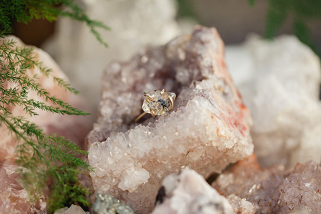 Драгоценные камни и минералы в оформлении свадьбы 