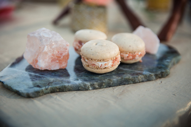 Драгоценные камни и минералы в оформлении свадьбы 