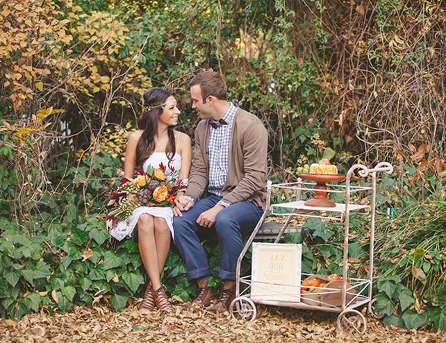 Утепляемся: кардиганы и свитеры в свадебном образе 