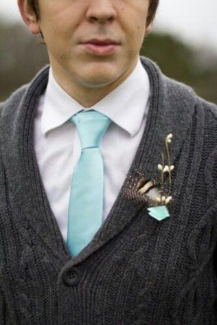 Утепляемся: кардиганы и свитеры в свадебном образе 