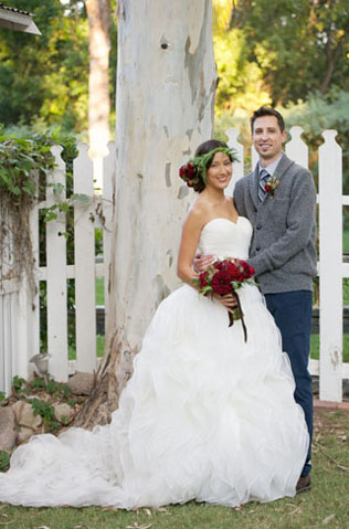 Утепляемся: кардиганы и свитеры в свадебном образе 