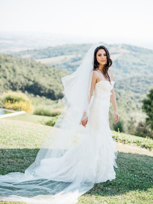 40 образов: роскошь классической длинной фаты 