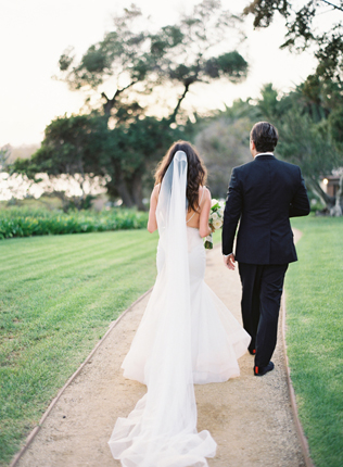 40 образов: роскошь классической длинной фаты 