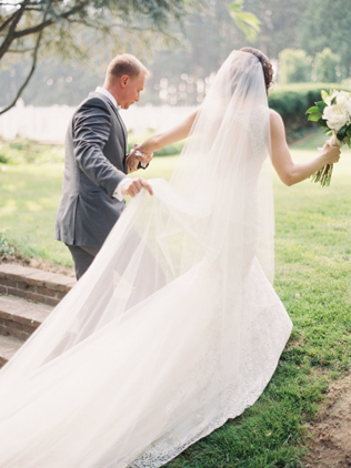 40 образов: роскошь классической длинной фаты 