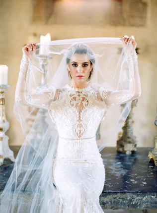 40 образов: роскошь классической длинной фаты 