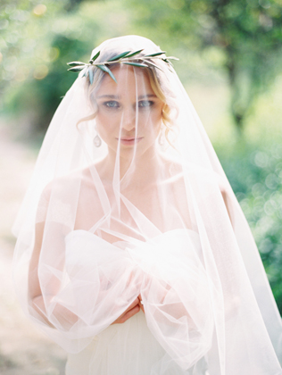 40 образов: роскошь классической длинной фаты 