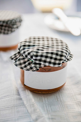 Свадьба в деталях: клетка виши, бонбоньерки