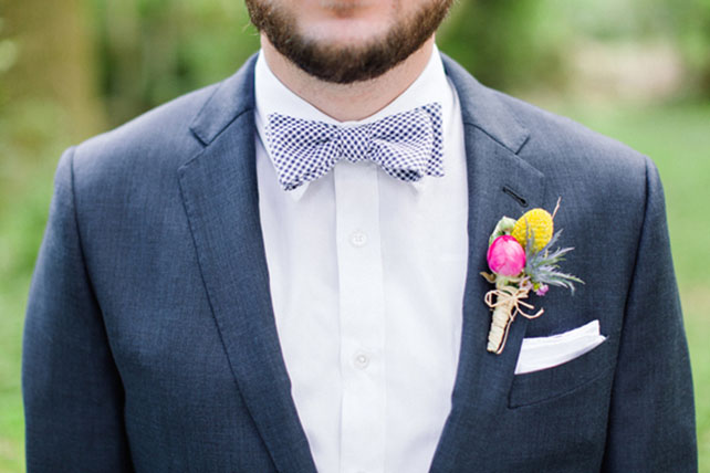 Свадьба в деталях: клетка виши, клетчатая бабочка жениха