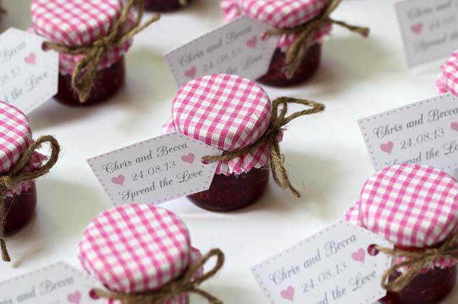 Свадьба в деталях: клетка виши, бонбоньерки 
