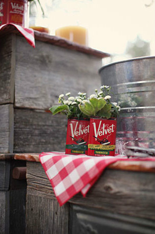 Свадьба в деталях: клетка виши, флористика