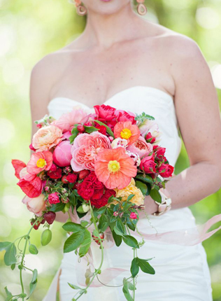 Клубничное безумие: 50 идей для летней свадьбы 