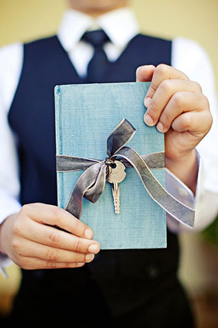 ключики в декоре свадьбы, книга пожеланий