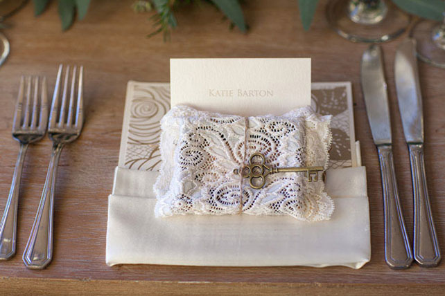 ключики в декоре свадьбы, бонбоньерки