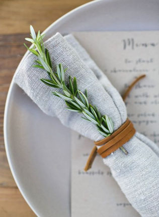 Лучшие идеи: кожаные детали для осенней свадьбы 