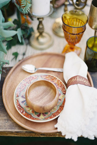 Лучшие идеи: кожаные детали для осенней свадьбы 