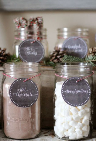 Согреваемся: какао и шоколадный бар на зимней свадьбе 